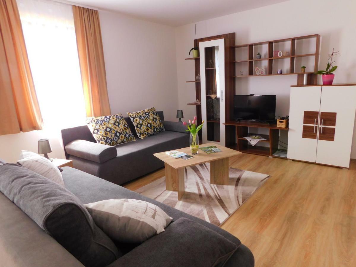 Apartment Petrovic Slunj Exterior photo